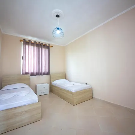 酒店 Gozhina Kryemëdhej