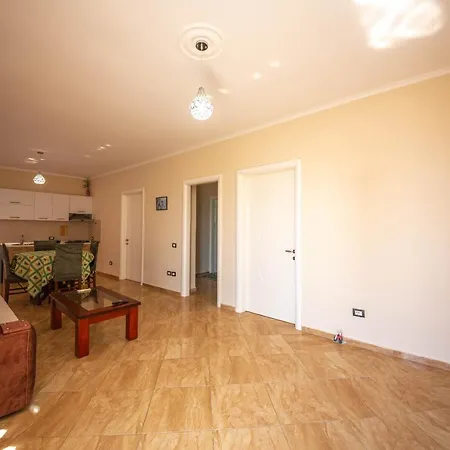 酒店 Gozhina Kryemëdhej