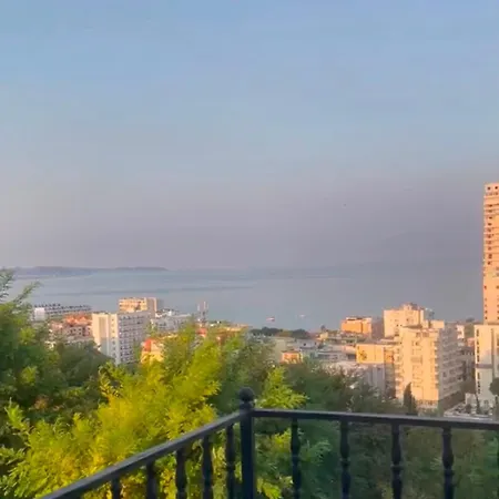 Gozhina 3* Kryemëdhej