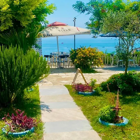 Ξενοδοχείο Gozhina Kryemëdhej